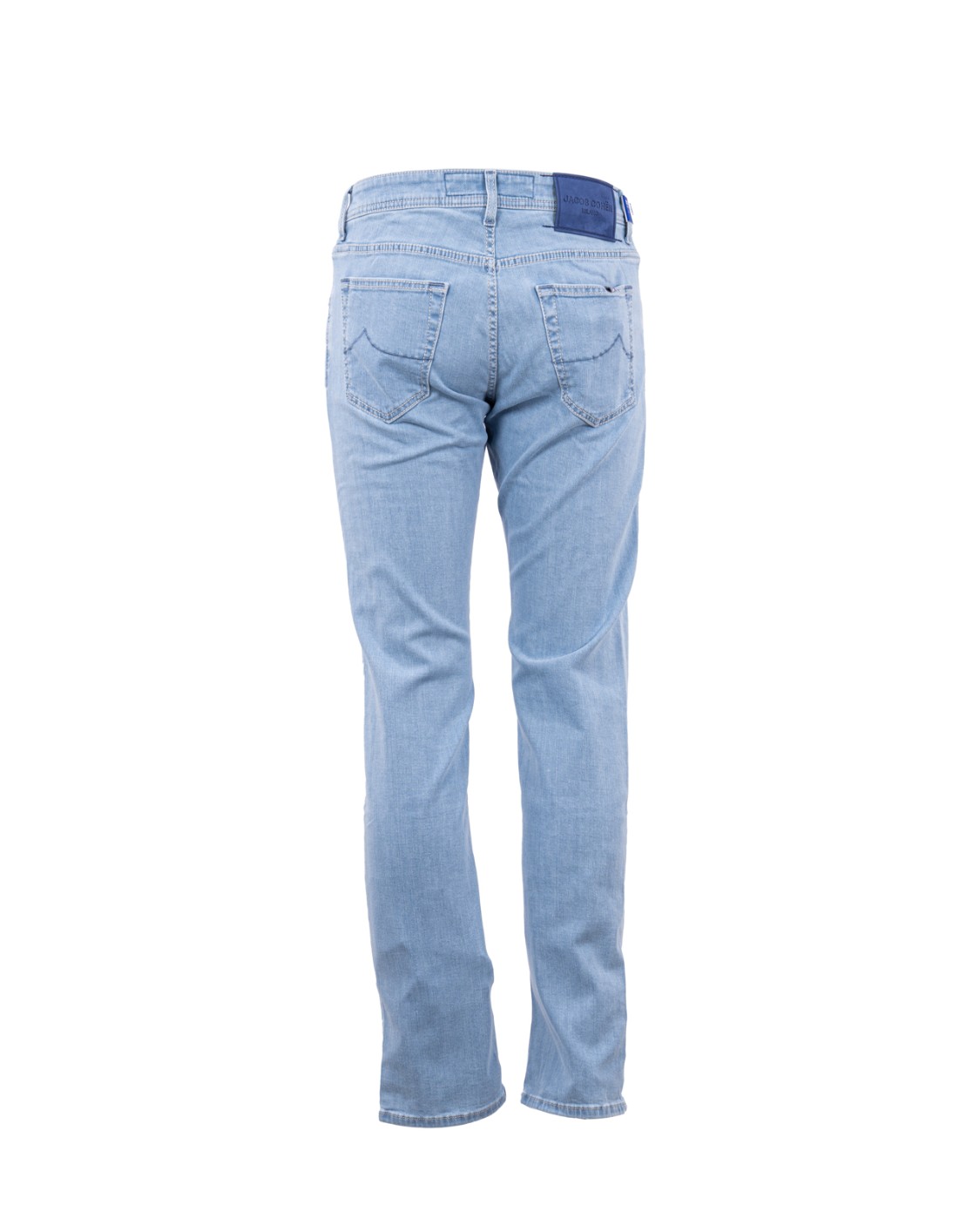 shop JACOB COHEN  Jeans: Jacob Cohen denim cinque tasche.
Modello a cinque tasche con logo ricamato sul taschino.
Passanti al punto vita.
Chiusura con bottoni.
Patta interna ricamata con nome del pantalone e citazione del fondatore.
Salpa in cavallino blu con logo in ecopelle ricamato in posizione asimmetrica.
Include bandana con stampa Elegance e rocchetto di filo.
Profumati con l’esclusiva fragranza Jacob Cohën.
Composizione: 92% Cotone, 6% Elastomultiestere, 2% Elastan.
Made in Italy.. QE006 057 S2851-300D number 4292884